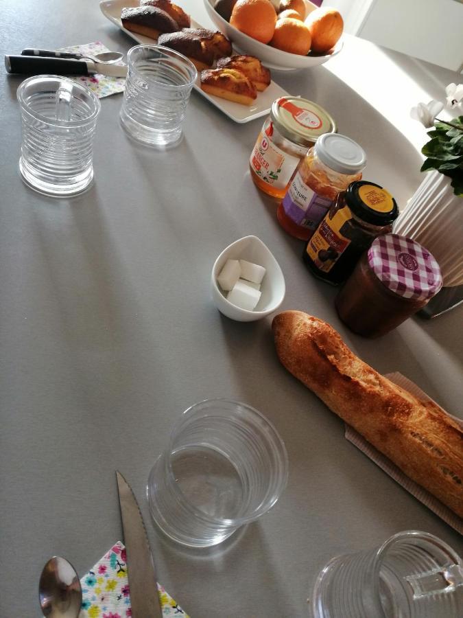 Bed and Breakfast Les Bichettes Mortagne-sur-Sevre Экстерьер фото